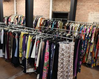 Women's Vintage Clothing