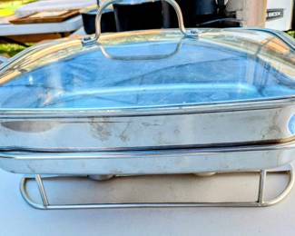 12" or 5 qt. Cuisinart Chafing Dish