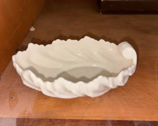 Lenox Shell Dish Green Back Stamp!