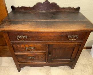 Antique Dry Sink!