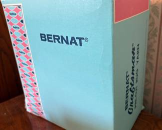 Vtg. Bernat Acrylic Latch Hook Rug Yarn Pre Cut 3143 Salmon Pink