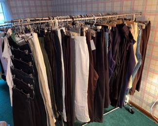Hundreds of Size 3X Women's Clothing - Many With Tags!