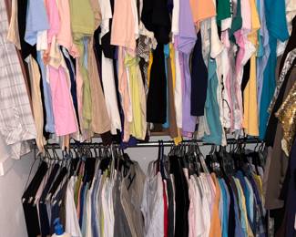 Hundreds of Size 3X Women's Clothing - Many With Tags!