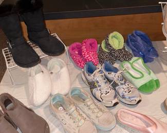 Women's Sizes 8-8.5 - Some Brand New!