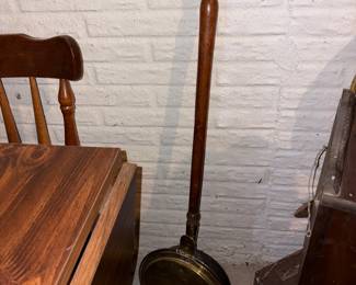 Antique Brass Bed Warmer W/Wooden Handle