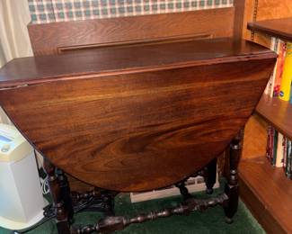 Drop Leaf Accent Table