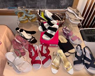 Women's Sizes 8-8.5 - Some Brand New!