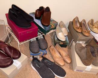 Women's Sizes 8-8.5 - Some Brand New!