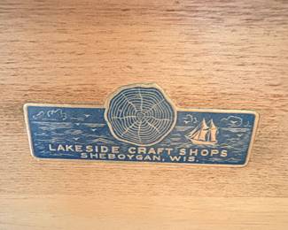 Lakeside Craft Shop Wisconsin Blanket Chest!