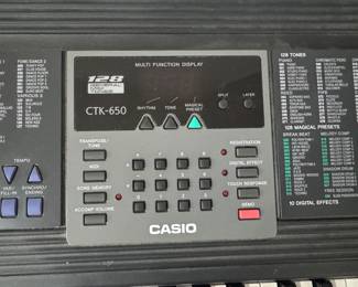 Casio CTK-650 Synthesizer w/ stand