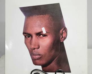 Grace Jones – Living My Life / 90018-1