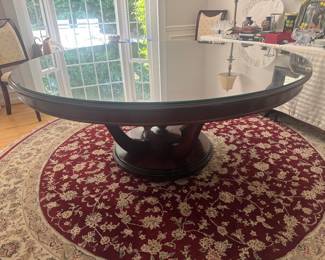 Guerra Vanni Mahogany Pedestal Round with Glass Protective Top Dining Table (70"D x 31"H)