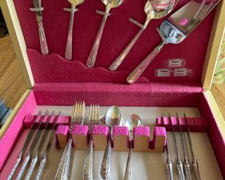 Towel Sterling flatware “Candlelight”
