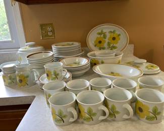 Royal Doulton "Summer Days" Lambeth Stone ware