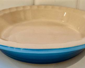 Le Creuset Pie Plate