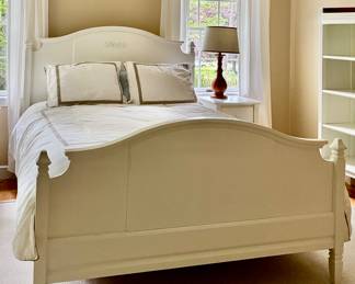 Queen Bed
