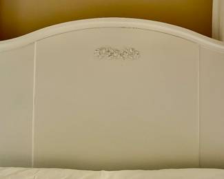 headboard detail