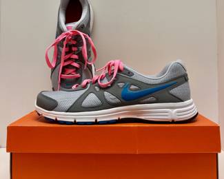 New Nike Revolution 2 Sneakers