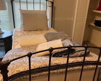 pair of these cute metal twin beds