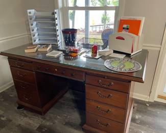 desk &^ misc. supplies