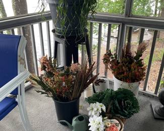 misc. decor
