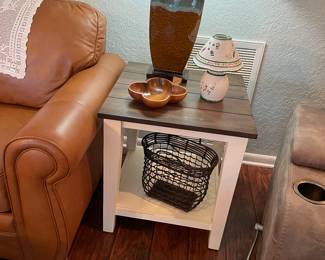 lamp table