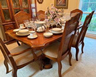 Dining Table with 6 Chairs