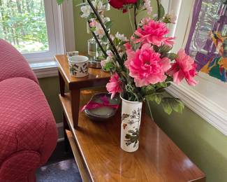 very nice set of assorted small tables
