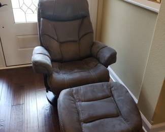 Flexsteel recliner/ottoman 