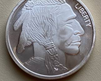 1 OZ SILVER BUFFALO ROUND, CONTAINS 1 TROY OUNCE OF PURE SILVER-