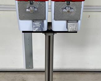 VINTAGE DOUBLE CANDY/GUMBALL MACHINE ON STAND WITH KEY - .25 COIN OPERATED