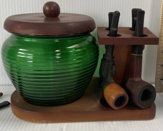 VINTAGE GREEN GLASS PIPE TOBACCO JAR WITH WOODEN LID & PIPE STAND WITH 6 UNIQUE PIPES ( 2 EXTRA INSIDE)