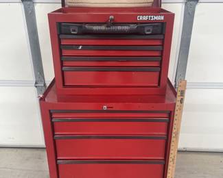 CRAFTSMAN UPPER LOCKING ROLLING TOOL BOX - COMES WITH KEY AND A ROLL OF DRAWER LINER- BOTTOM TOOL BOX NO KEY & BOTTOM UNKNOWN BRAND