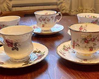 Elizabethan Cups Saucers