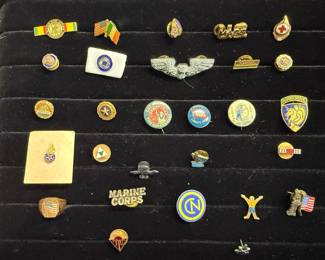 Vintage USA Themed Pins