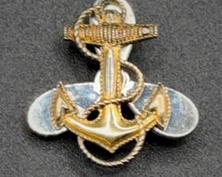 WWII USN Waves Collar Pin