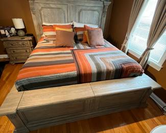 King bed frame with storage.....!!