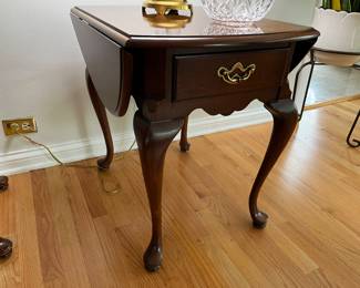 Matching double drop leaf side table