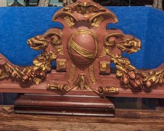 Wood cherub wall hanging