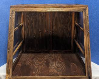 Display cabinet 