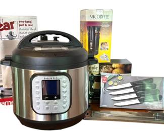 Instant pot , new knives , Apple peeler , coffee grinder , paper towel holder