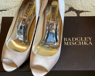 Badgley Mischka dress heels