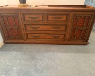 Vintage Console Stereo Console. Gets power but stereo needs attention