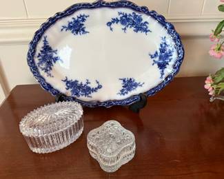 Crystal Boxes, Flow Blue platter