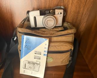 Canon z135