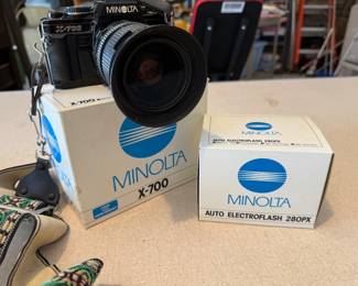 Minolta x 700