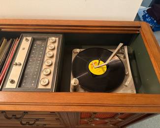 Vintage Console Stereo Console. Gets power but stereo needs attention