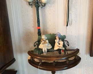 More figurines and wall shelf's!