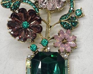 Rhinestone Flower Themed Brooch