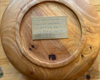 Wooden collectors bowl